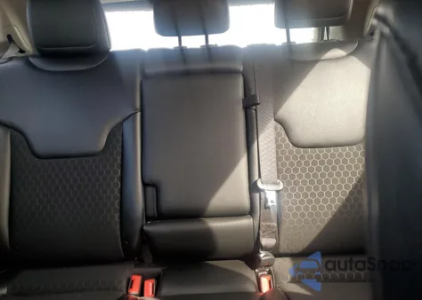 2020 Jeep Compass Latitude z USA, uszkodzony, nr VIN 3C4NJDBB9LT228174